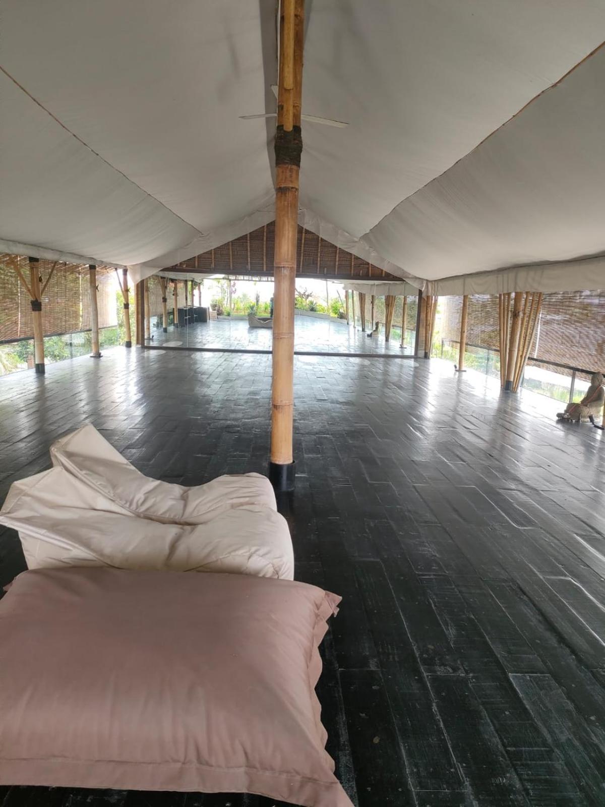 Villa Lotus 8 Canggu Exterior foto